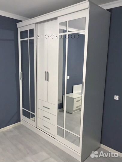 Шкаф купе новый