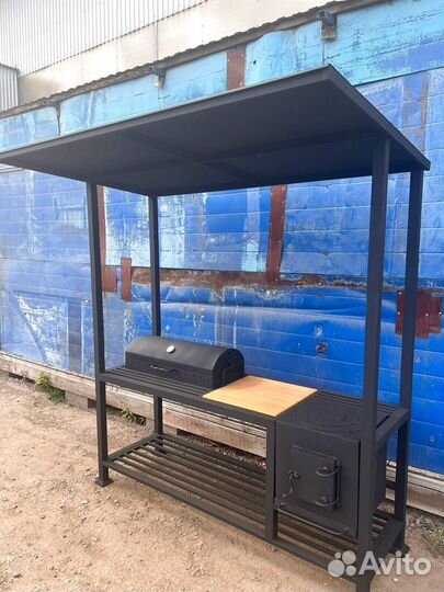 Мангал с крышей