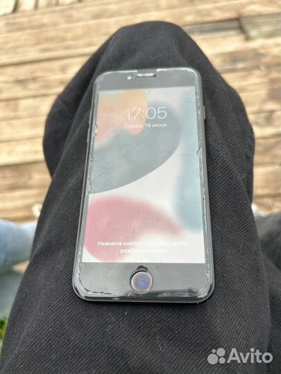 iPhone 7, 128 ГБ