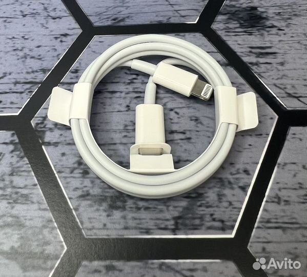 Зарядка на iPhone (отличное качество)