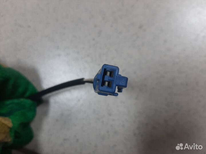 Провод датчика ABS задняя правая Camry 50 Европа