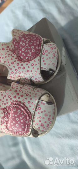 Босоножки для девочки