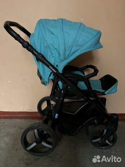 Прогулочная коляска