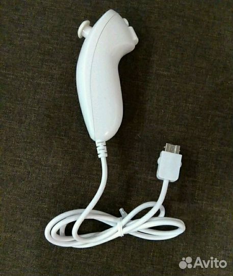 Nintendo Wii контроллер Нунчак