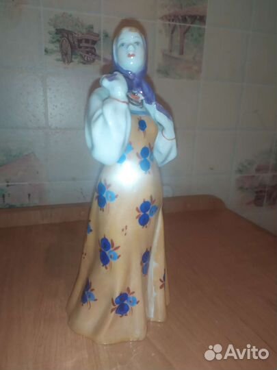 Статуэтка Плясунья дулево 1964