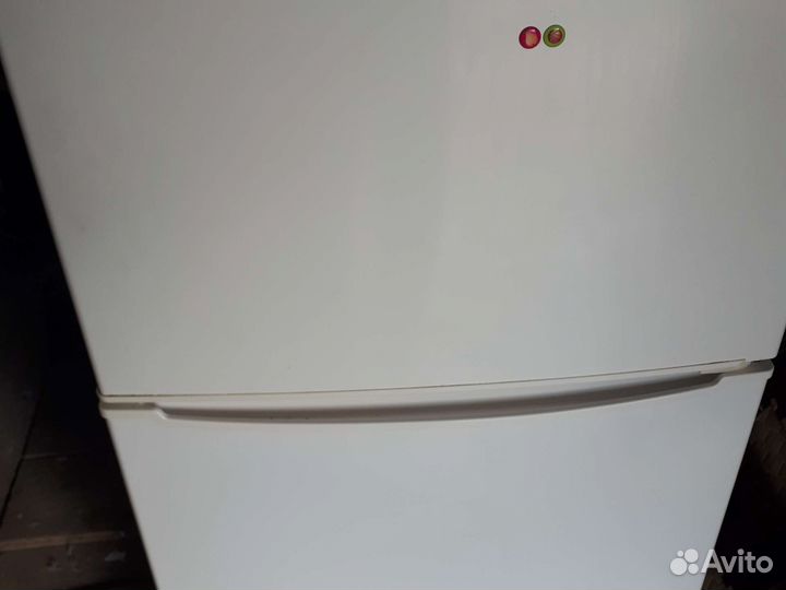 Холодильник бу vestel