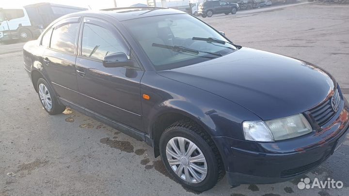 Volkswagen Passat 1.8 МТ, 1999, 260 000 км