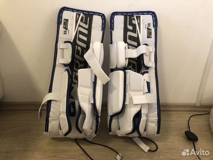Новые вратарские щитки Bauer Supreme 3S Int XS