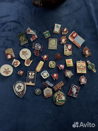 Значки и пуговицы