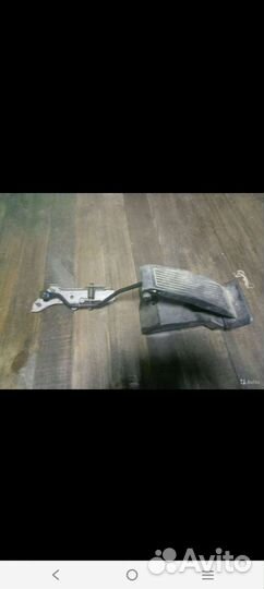 Педаль тормоза на Хонда Аккорд 7