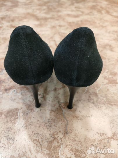 Туфли женские 38 размер черные замшевые