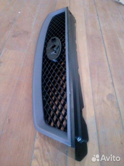 Решётка радиатора Форд Фокус 2.05-08г.под покраску