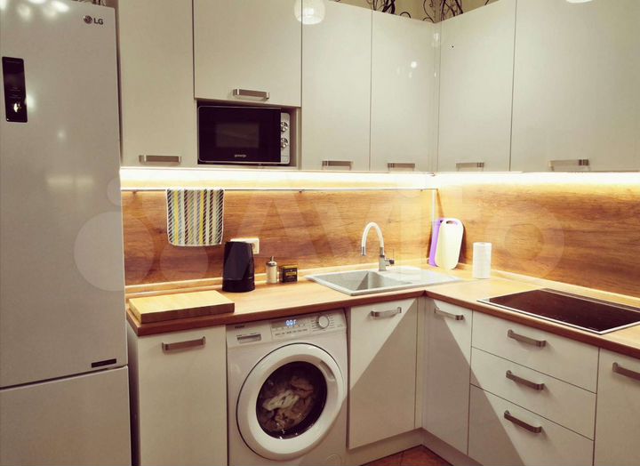 Квартира-студия, 74,3 м², 4/4 эт.