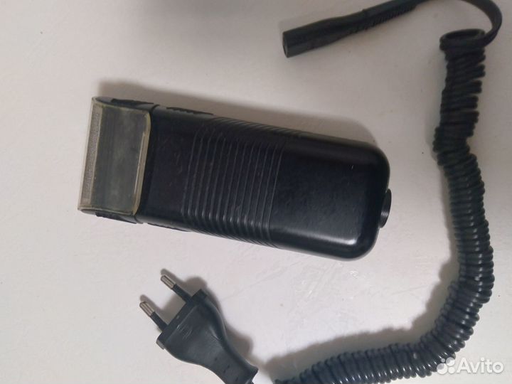 Электро бритва Braun 1013 на запчасти