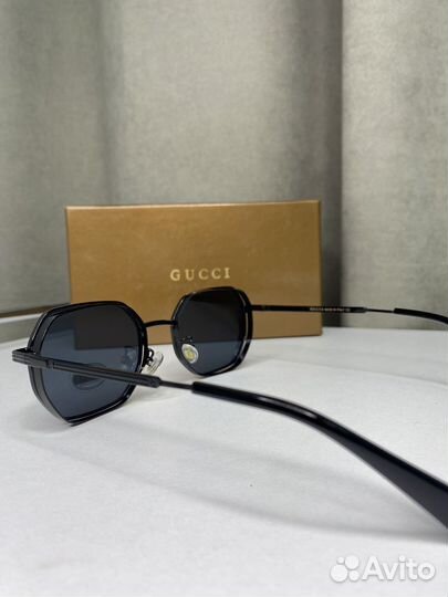 Солнцезащитные очки gucci