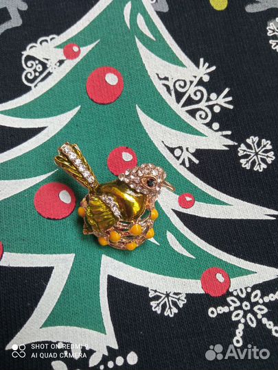 Брошь Значок Новый