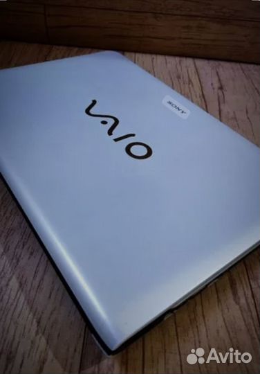 Продаю ноутбук Sony Vaio