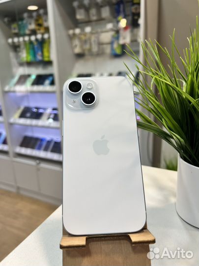 iPhone 15, 128 ГБ