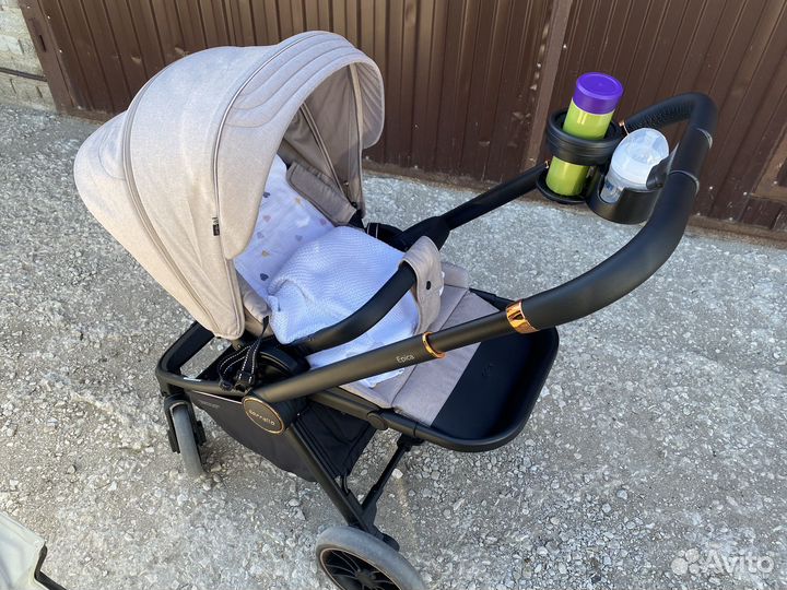 Прогулочная коляска carrello epica