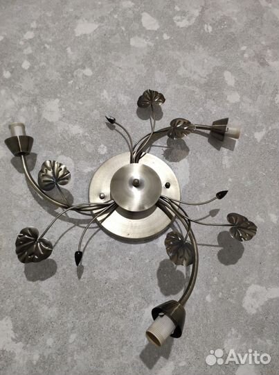 Люстра потолочная