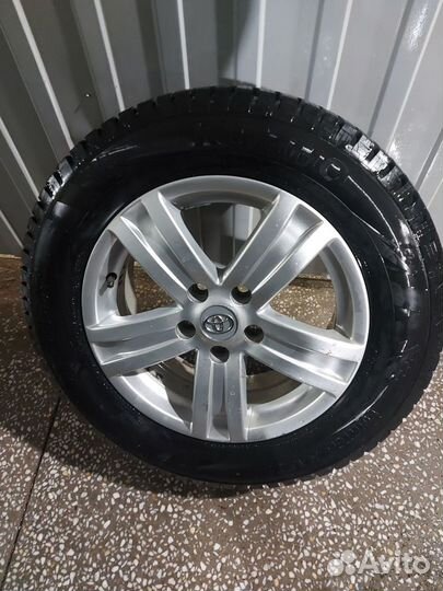 Kumho WinterCraft Ice Wi51 215/60 R16