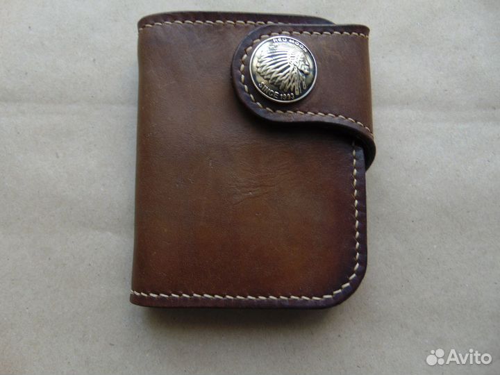 Кошелек из натуральной кожи ручной работы
