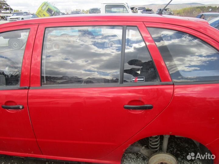 Дверь задняя левая Skoda Fabia 2005 г. в