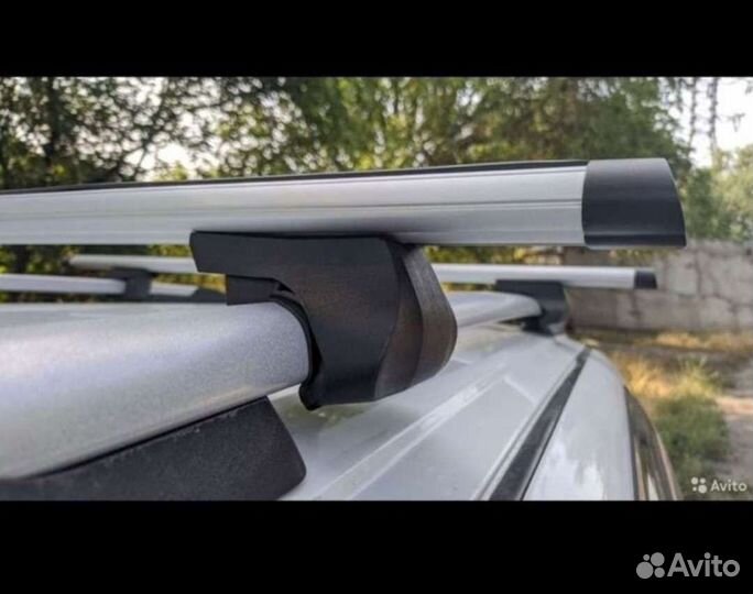 Багажник на рейлинги