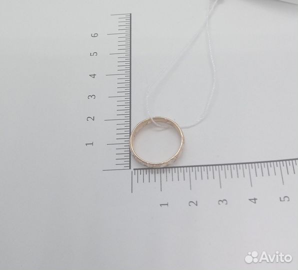 Золотое кольцо с фианитом 16р