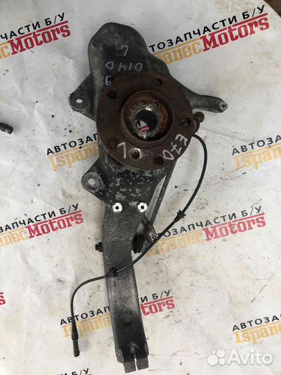 Кулак поворотный левый BMW X5 E70