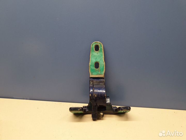 Петля двери багажника левая Mercedes GLC-klasse X253 2015