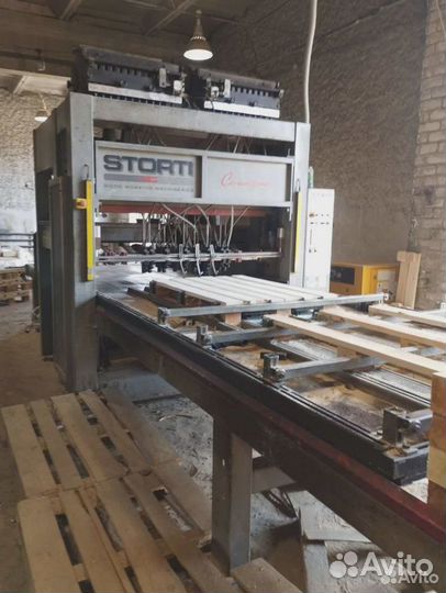 Производство поддонов на автоматических станках