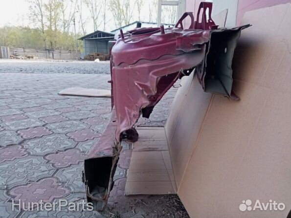 Четверть передняя правая Toyota RAV4 50