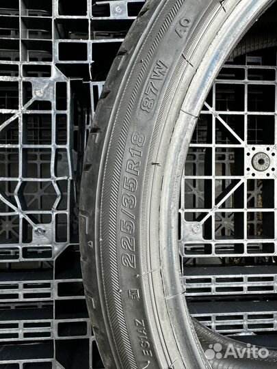 Bridgestone Potenza Sport 225/35 R18