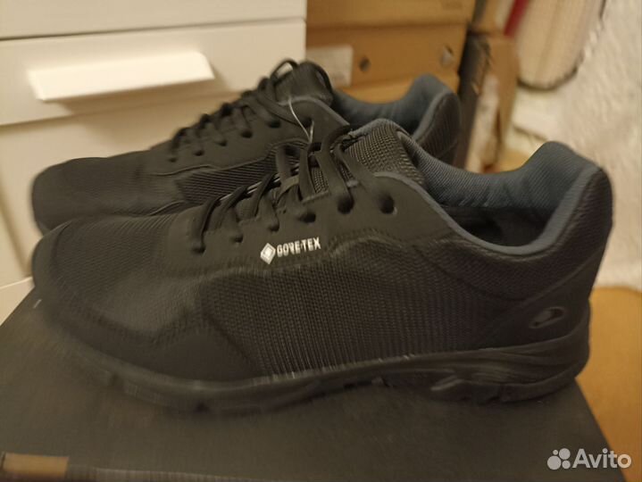 Новые демисезонные кроссовки Viking gtx 44