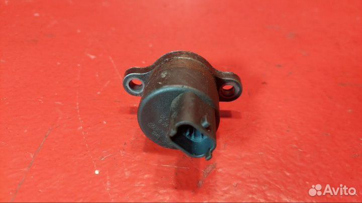 Регулятор давления топлива Land Rover Freelander 1