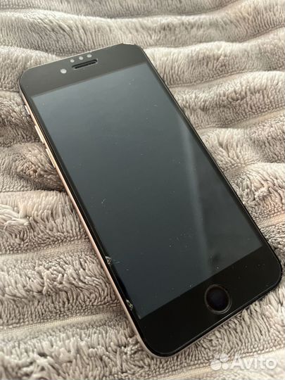 Телефон iPhone 6