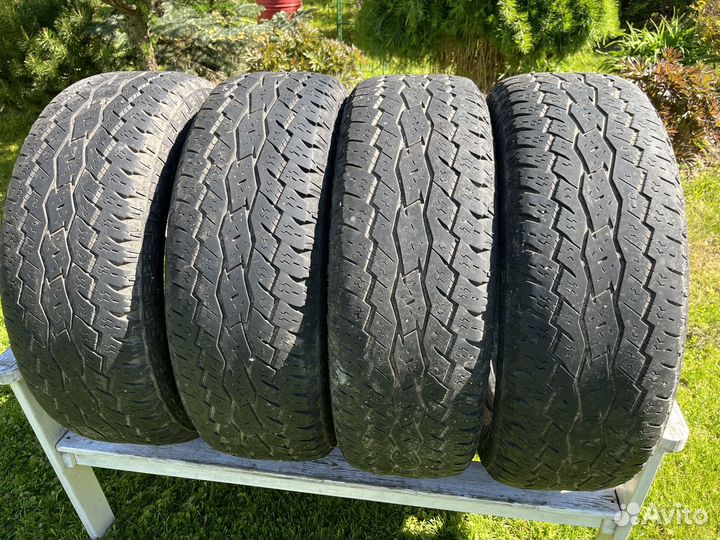 Toyo Open Country A/T Plus 215/65 R16 98H