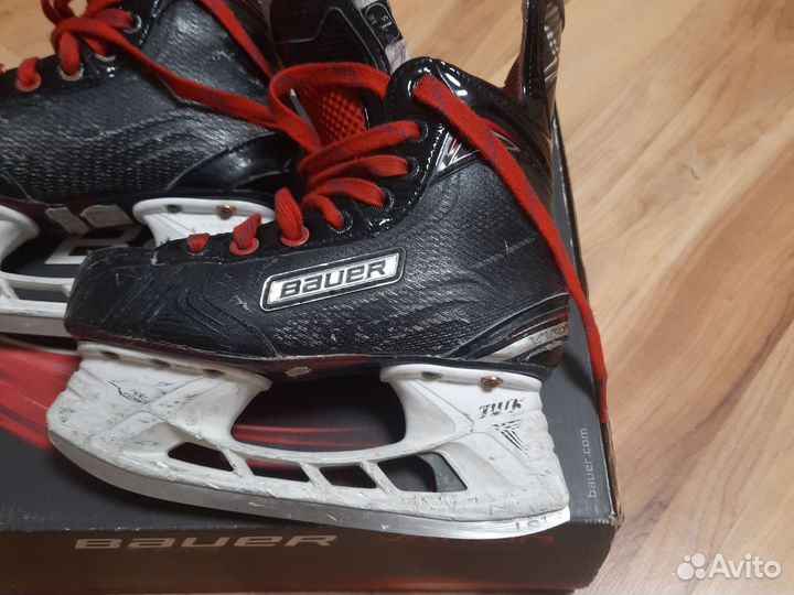 Детские хоккейные коньки bauer vapor X700