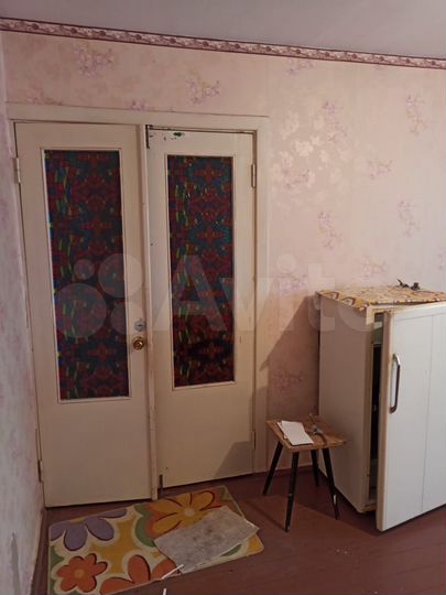 Комната 27 м² в 3-к., 1/3 эт.