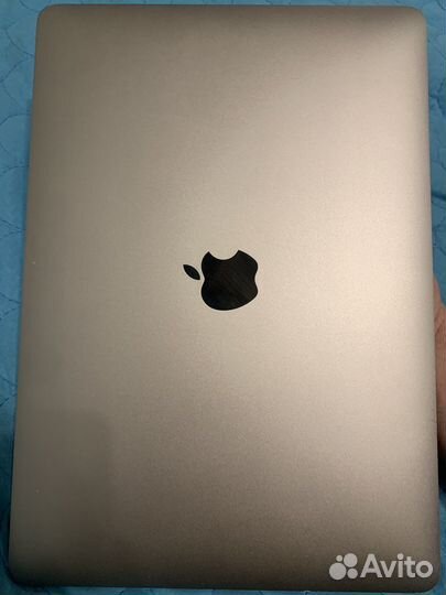 Macbook Pro 13 retina 2018 16 / 512 gb