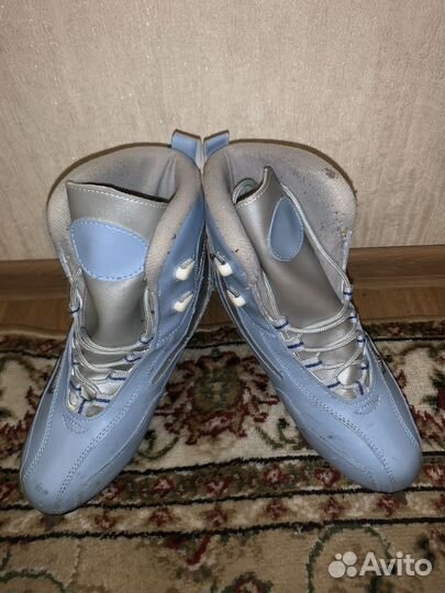 Коньки фигурные 38 размер