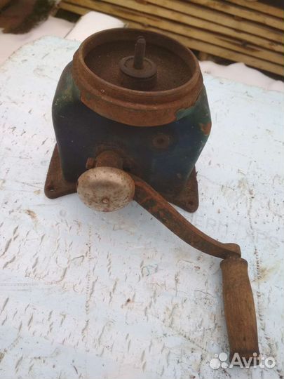 Сепаратор для молока ручной