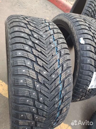Nokian Tyres Hakkapeliitta 10p SUV 285/45 R20