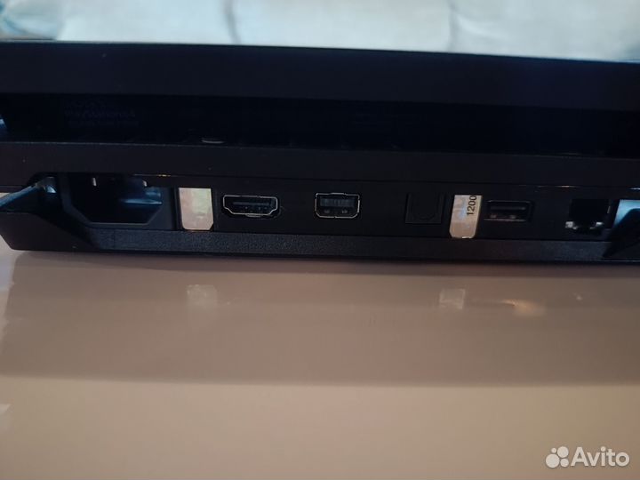 Sony PS4 Pro 1tb