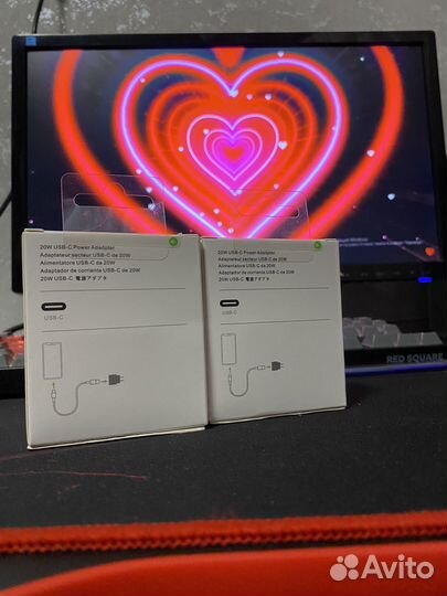 Блок питания apple 20w UCB-C