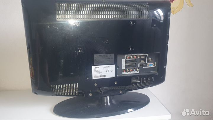 ЖК телевизор samsung 23