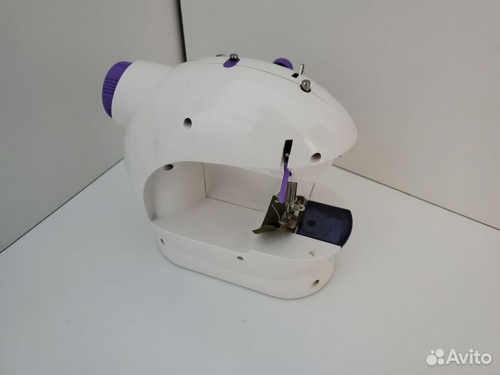 Швейная машина No Name SM-202A