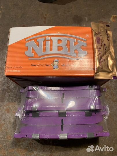 Колодки тормозные передние Мазда 6