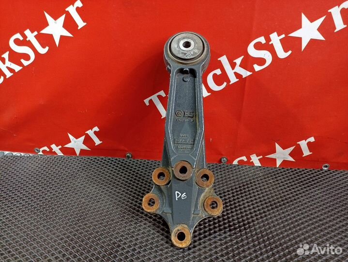 Кронштейн торсиона кабины правый